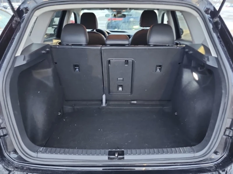 VW Taos * COMFORTLINE * CARFAX * БЕЗ ПЪРВОНАЧАЛНА ВНОСКА, снимка 13 - Автомобили и джипове - 52929599