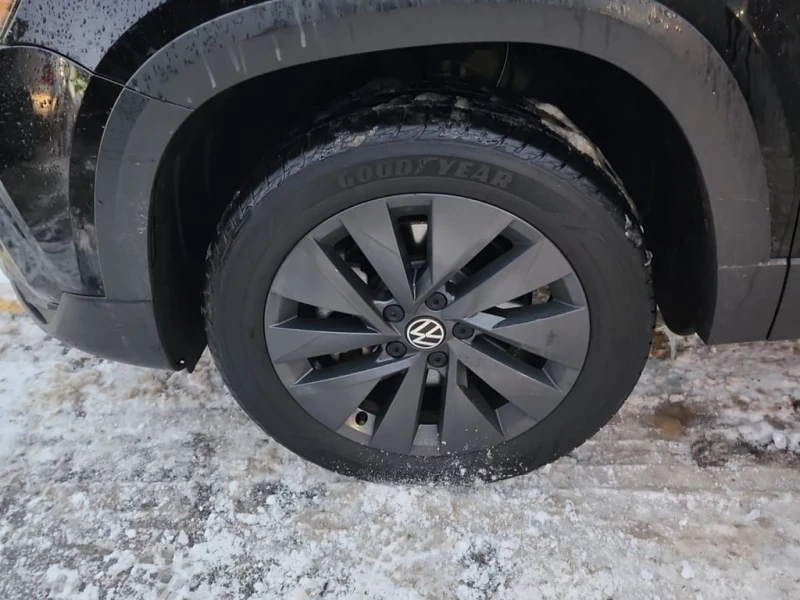 VW Taos * COMFORTLINE * CARFAX * БЕЗ ПЪРВОНАЧАЛНА ВНОСКА, снимка 6 - Автомобили и джипове - 52929599