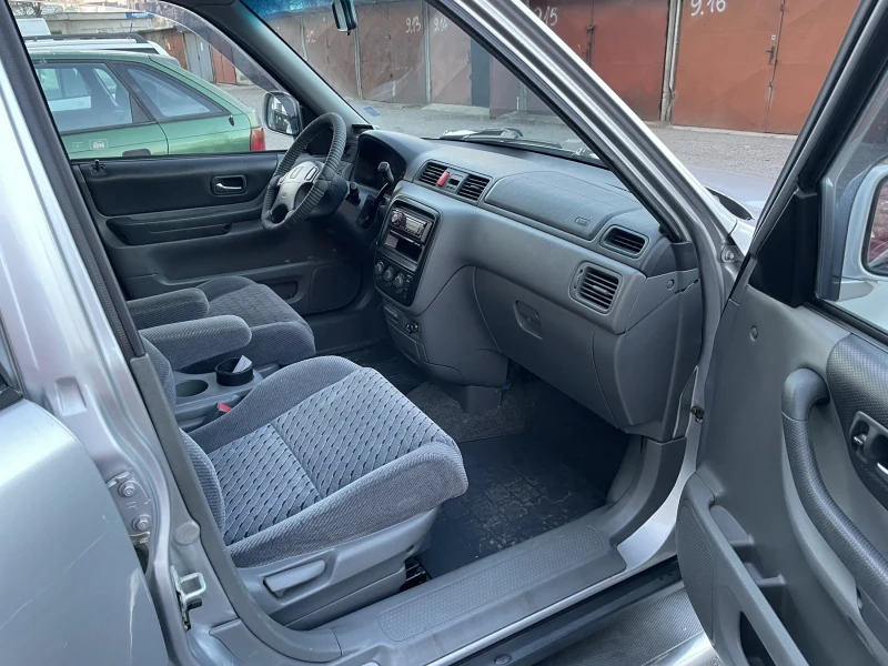 Honda Cr-v 2.0 ГАЗ/БЕНЗИН, снимка 9 - Автомобили и джипове - 53179827