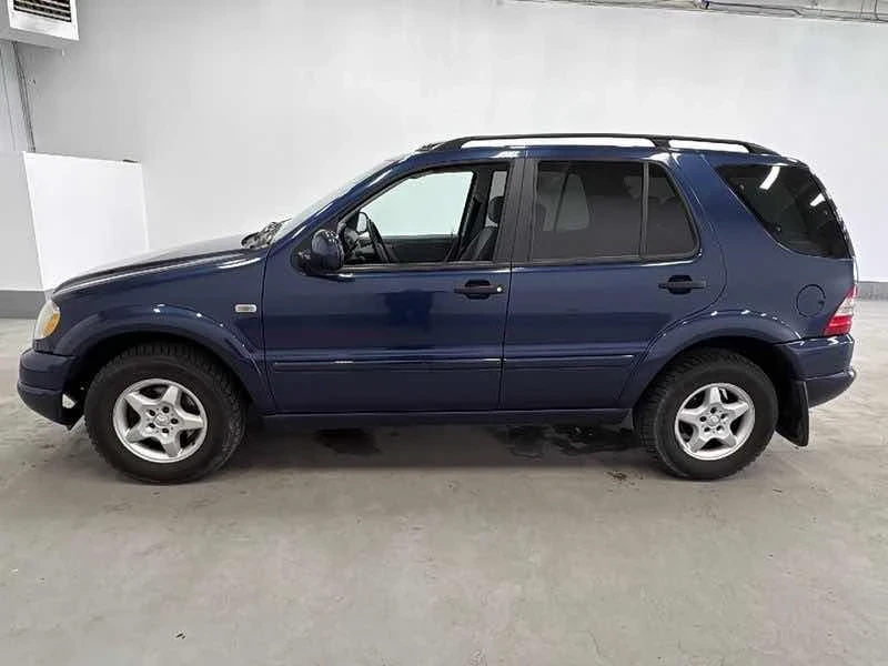 Mercedes-Benz ML 320 ПОДГРЕВ* ЕЛ.СЕДАЛКИ* CARFAX , снимка 3 - Автомобили и джипове - 55193800