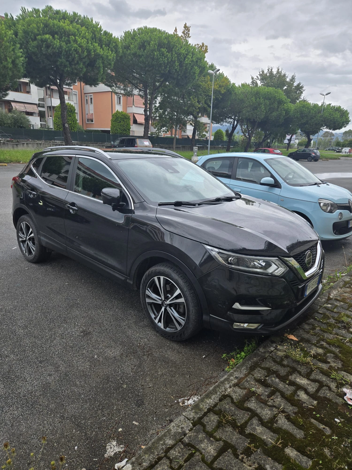 Nissan Qashqai 1.3 КАТО НОВА 66000 ХИ КИЛ - изображение 3