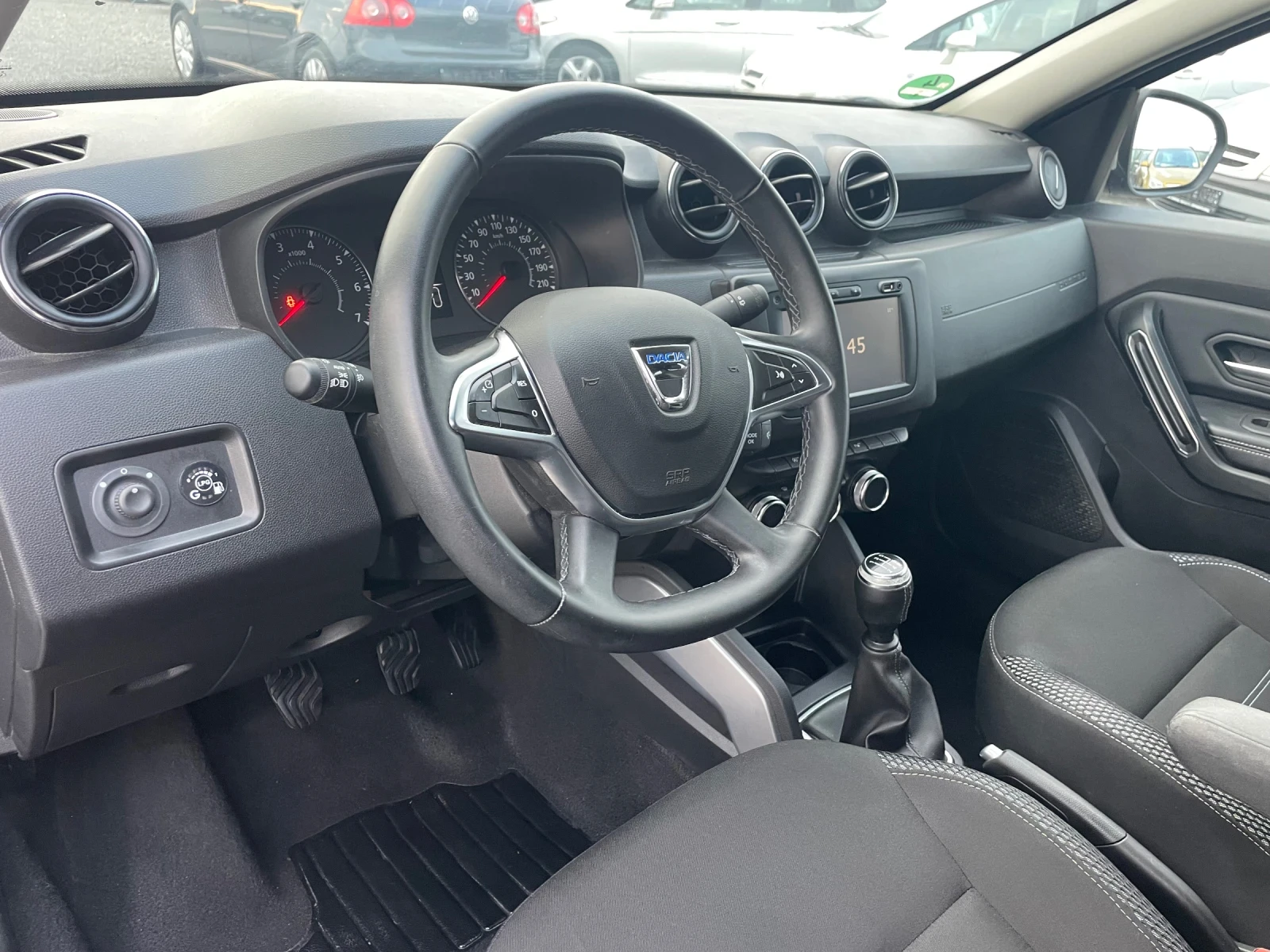 Dacia Duster 1.6 Бензин ГАЗ PRESTIGE | Mobile.bg — изображение 11