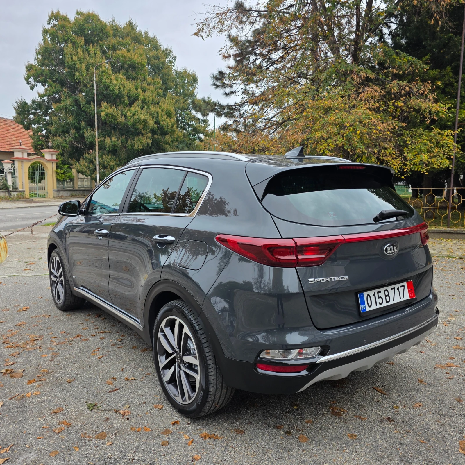 Kia Sportage 1.6CRDI FULL 4х4 | Mobile.bg — изображение 13