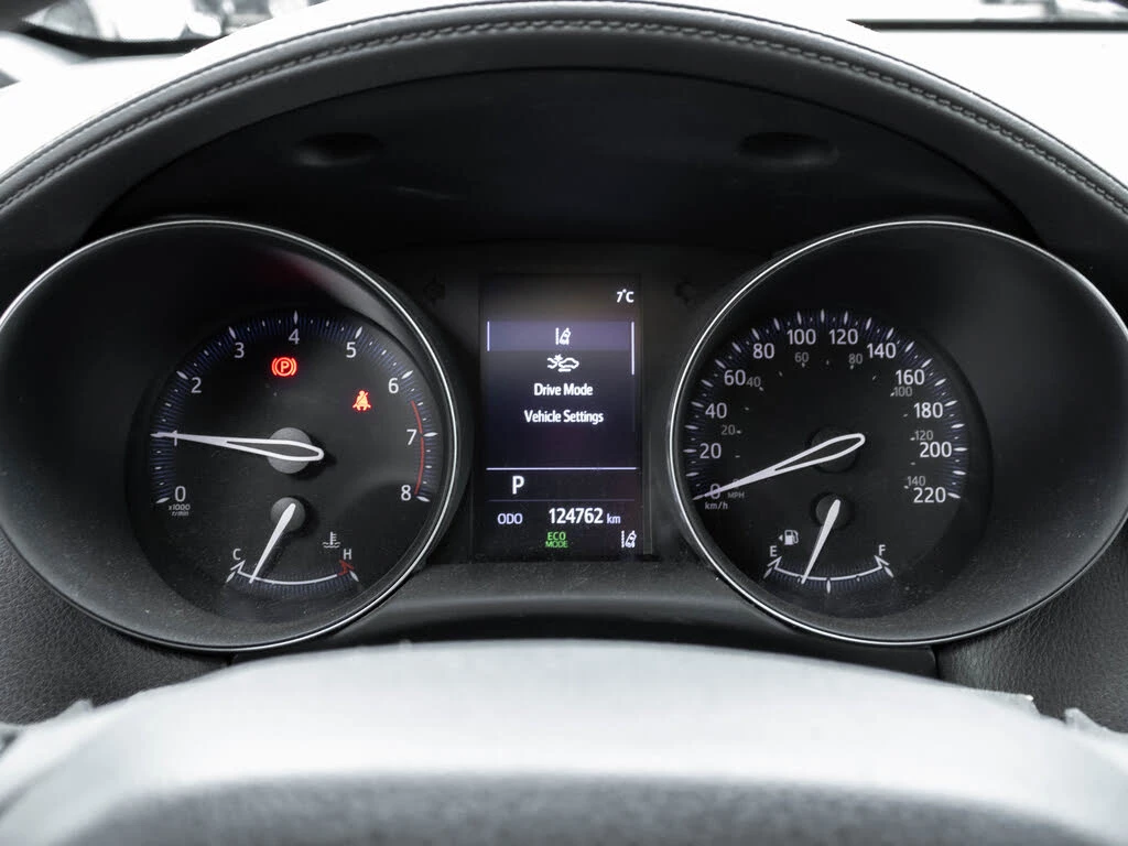 Toyota C-HR KEYLESS* LANE ASSIST* CARPLAY*  - изображение 7