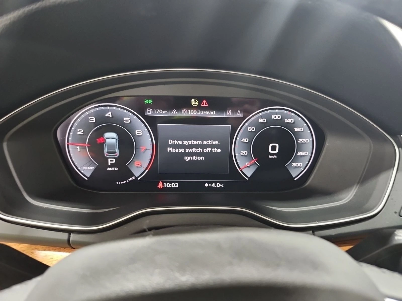 Audi Q5 TECHNIK С РЕГИСТРАЦИЯ & АВТО КРЕДИТ, снимка 10 - Автомобили и джипове - 53890358