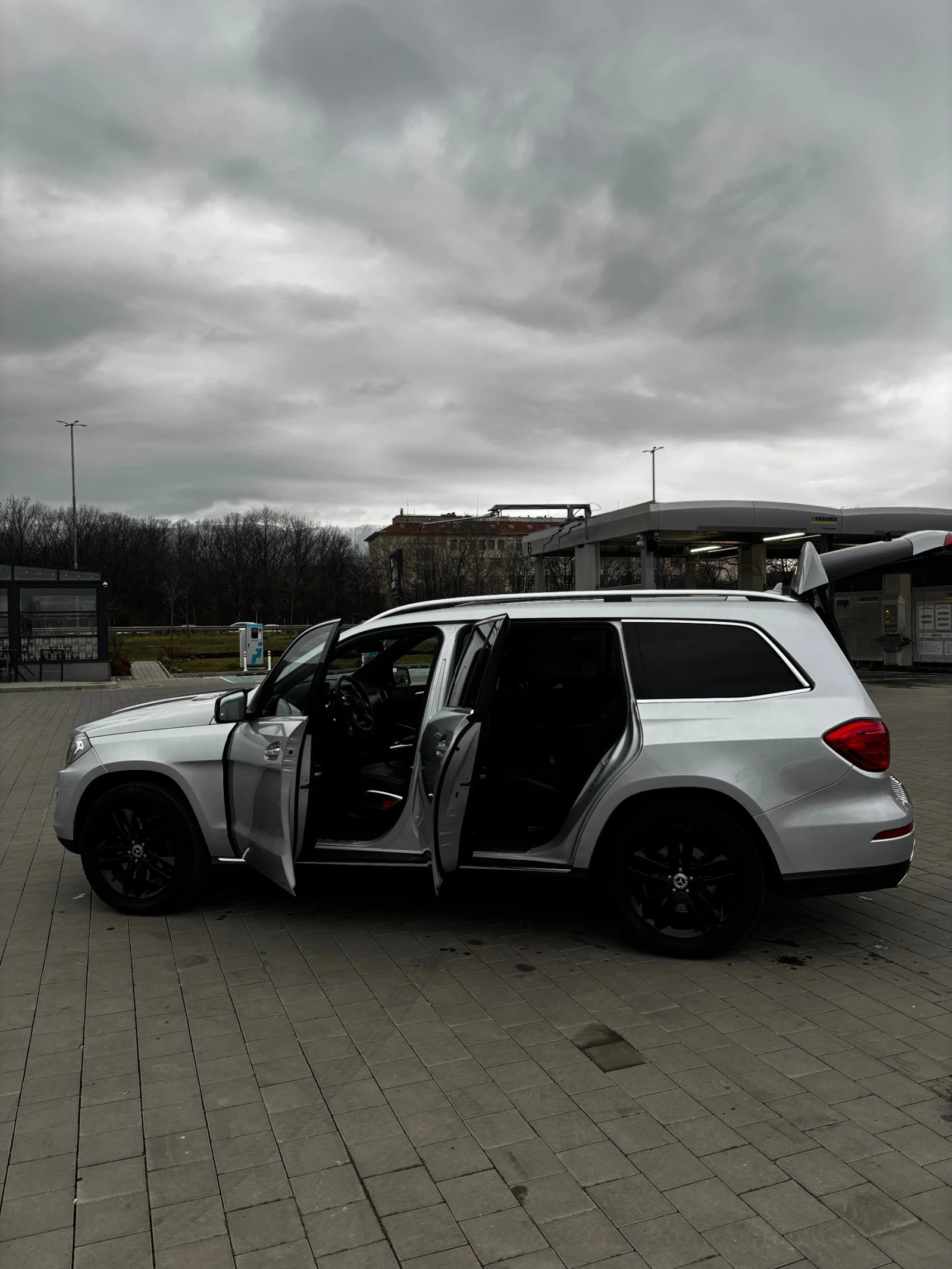 Mercedes-Benz GL 500, снимка 5 - Автомобили и джипове - 53892774