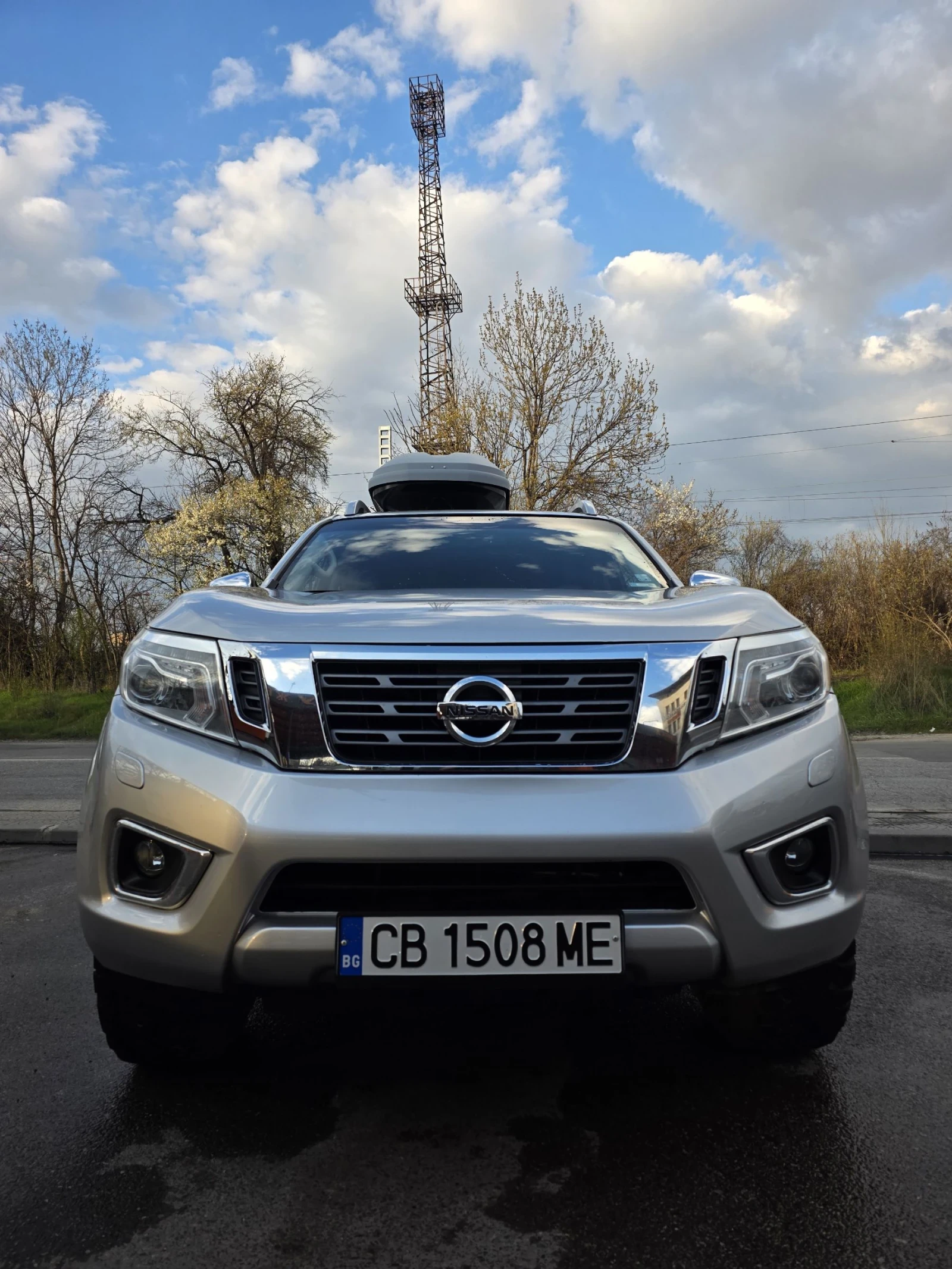 Nissan Navara, снимка 3 - Автомобили и джипове - 53989994