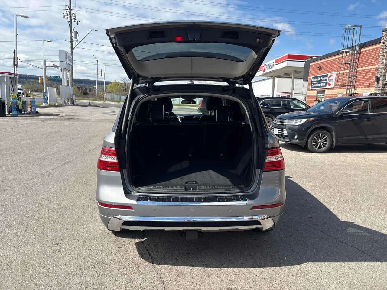 Mercedes-Benz ML 350 * BlueTEC * 2 КЛЮЧА* ПОДГРЕВ* KEYLESS* , снимка 11 - Автомобили и джипове - 54383099