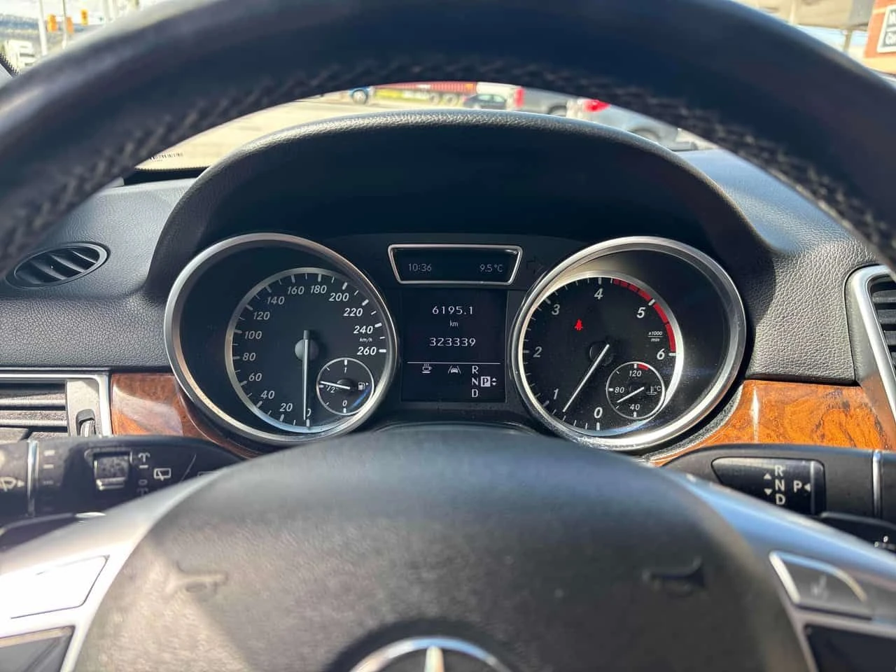 Mercedes-Benz ML 350 * BlueTEC * 2 КЛЮЧА* ПОДГРЕВ* KEYLESS* , снимка 8 - Автомобили и джипове - 54383099