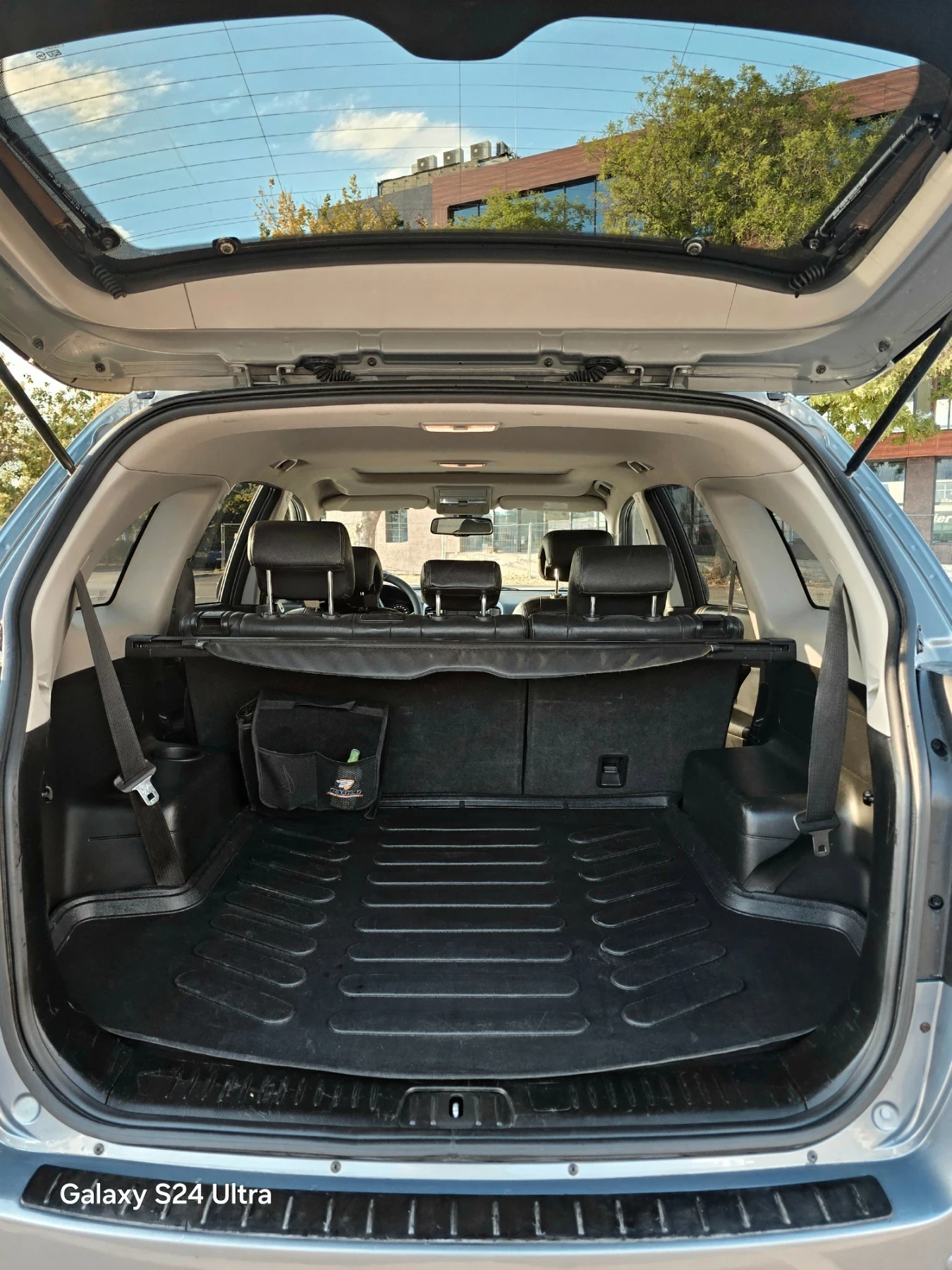 Chevrolet Captiva 2.2TD 4x4, снимка 13 - Автомобили и джипове - 54807281