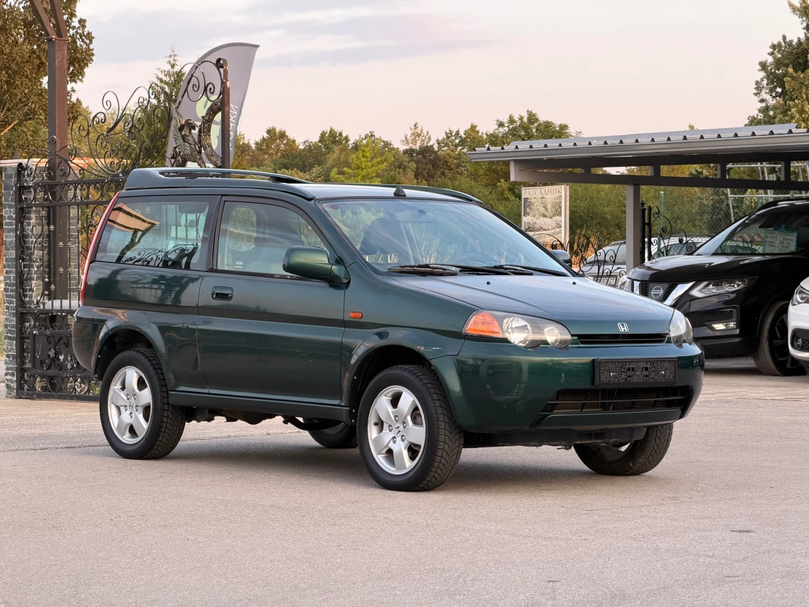 Honda Hr-v 1.6i 4x4 ИТАЛИЯ, снимка 4 - Автомобили и джипове - 55669885