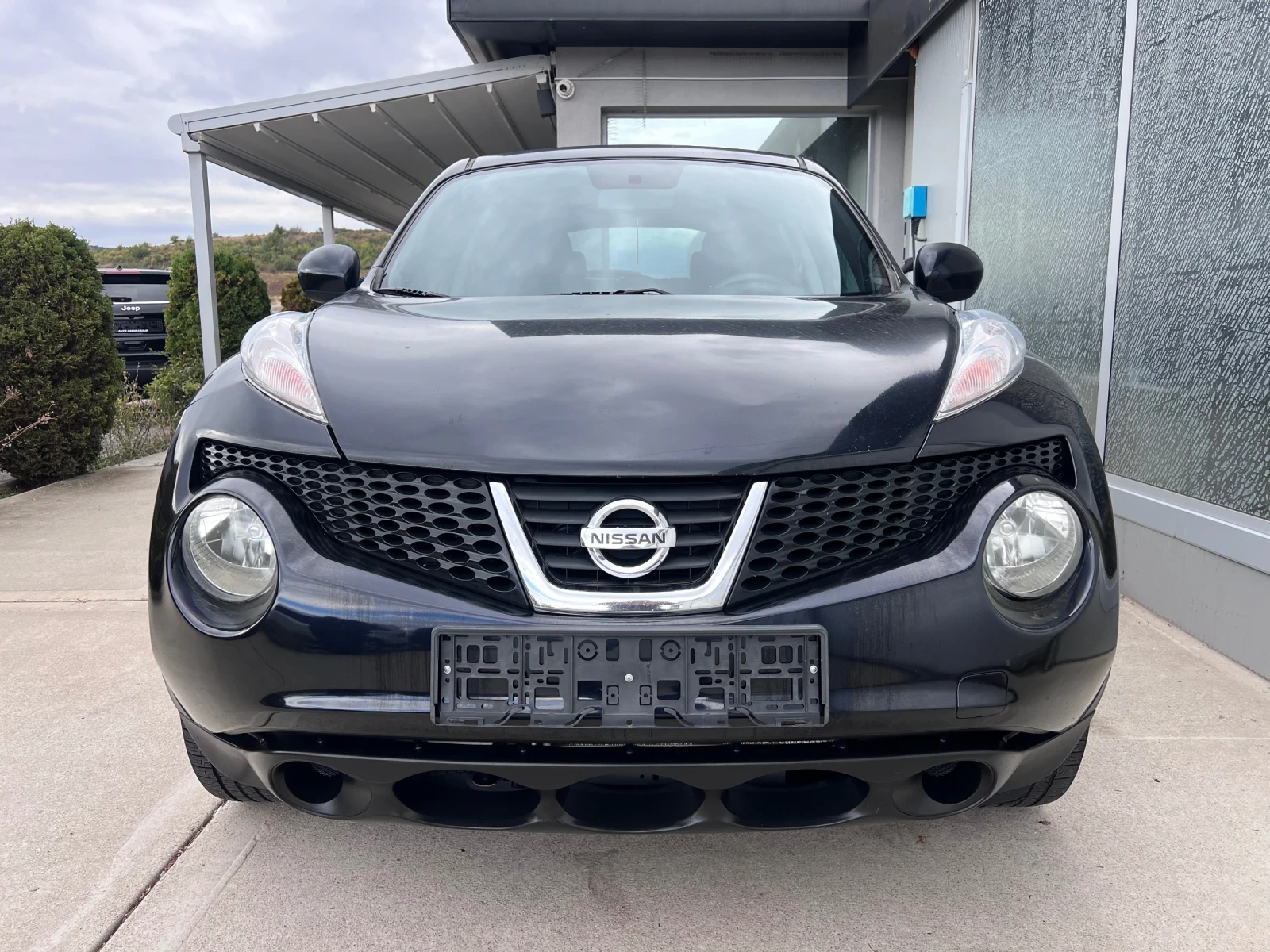 Nissan Juke 1.6 Turbo* Pure Drive* , снимка 2 - Автомобили и джипове - 56233877
