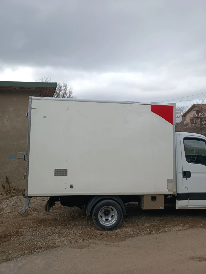 Iveco Daily, снимка 3 - Бусове и автобуси - 48949338