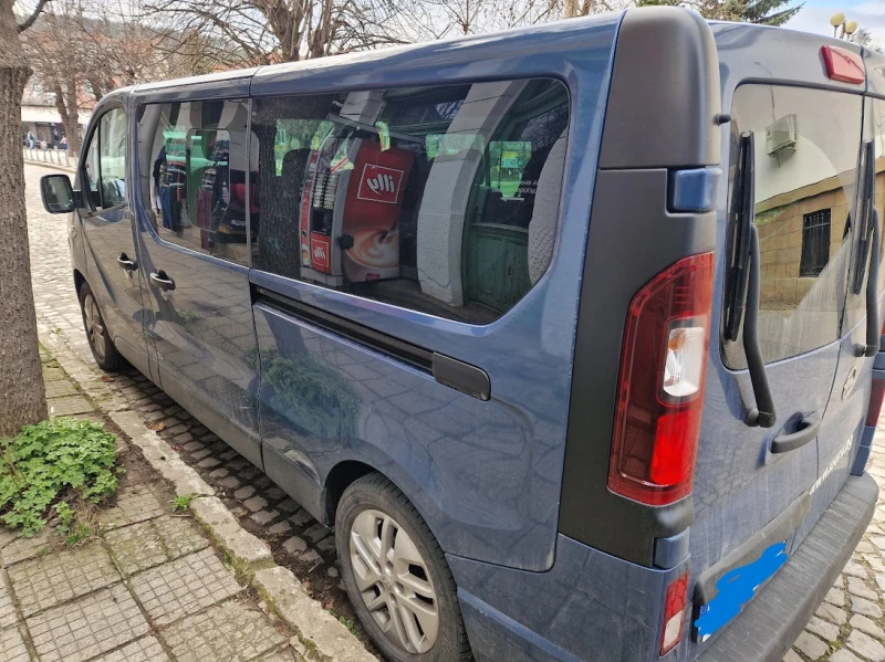 Opel Vivaro, снимка 5 - Бусове и автобуси - 49303629