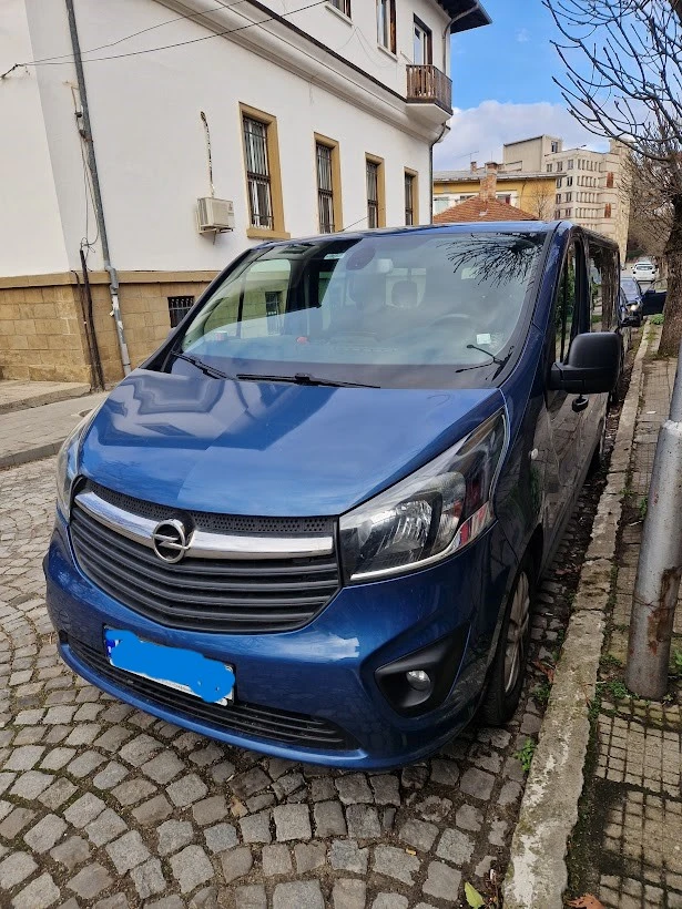 Opel Vivaro, снимка 1 - Бусове и автобуси - 49303629