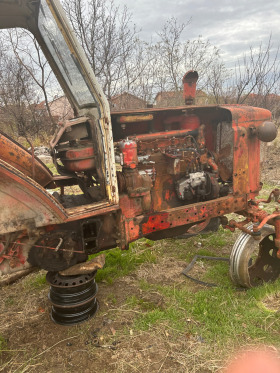 Трактор ЮМЗ и Болгар на части и цели, снимка 8 - Селскостопанска техника - 45465500