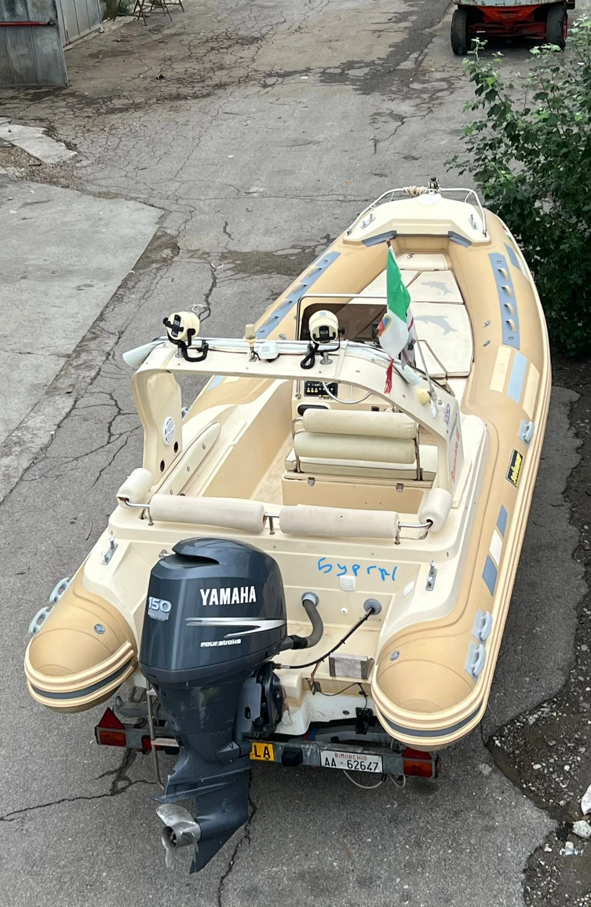 Надуваема лодка v-type Solemar B58