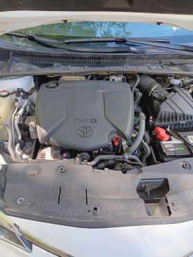 Toyota Avensis 1.6, снимка 9 - Автомобили и джипове - 45480327