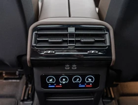 BMW 520 d* xDrive* M-Sport* Bowers* HuD - 63999 € / 125171.16 лв. - 30504382 10