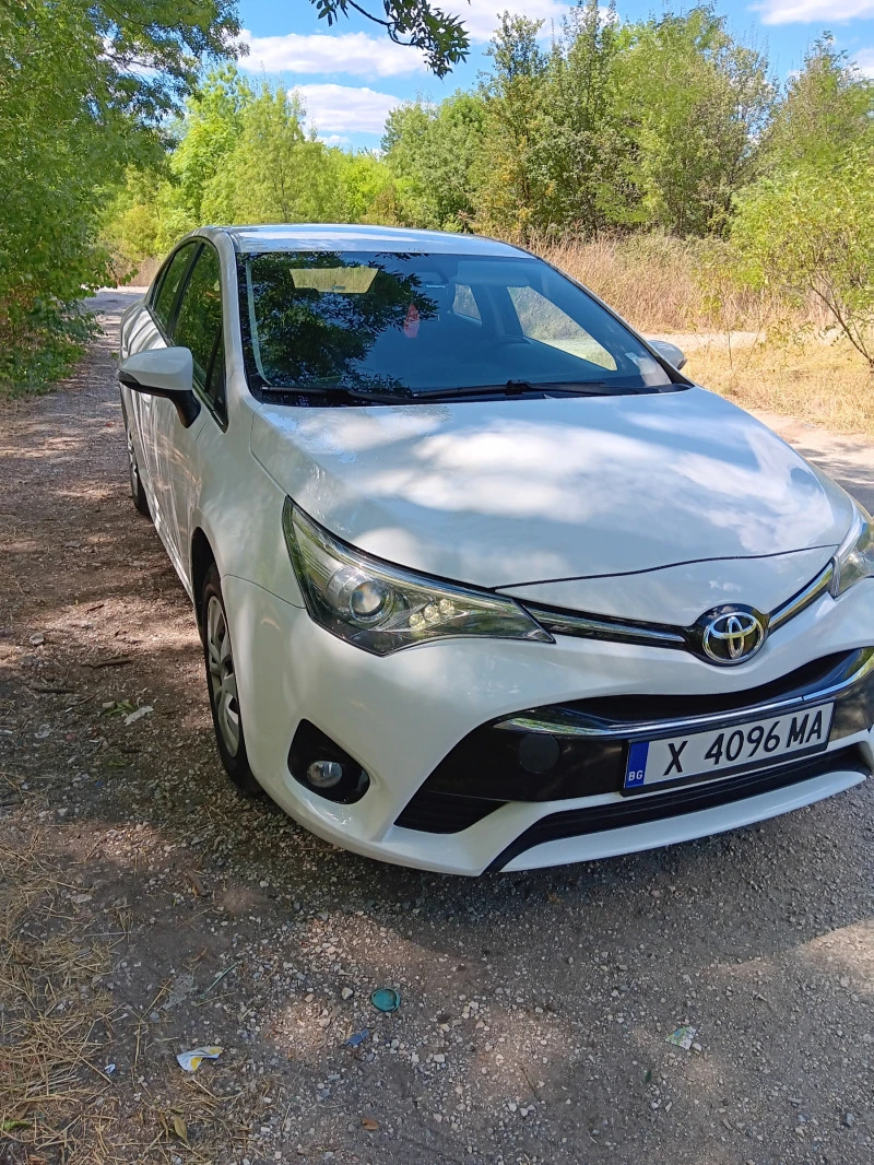 Toyota Avensis 1.6, снимка 5 - Автомобили и джипове - 47188635