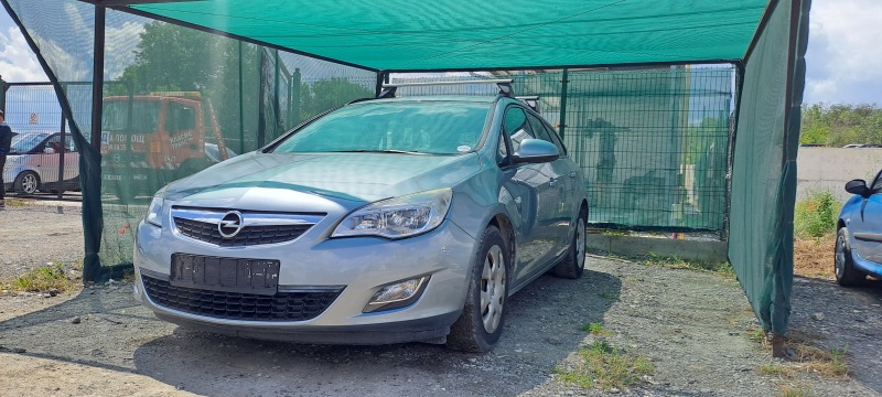 Opel Astra 1.4i GAS, снимка 2 - Автомобили и джипове - 45992231