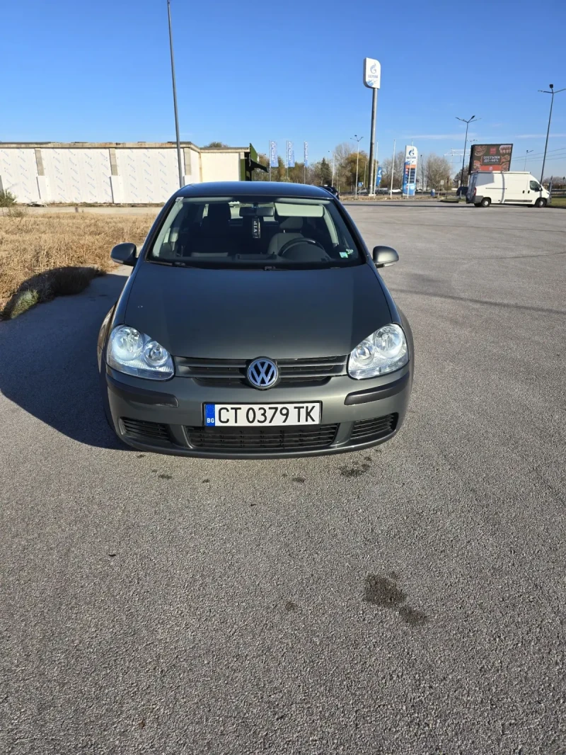 VW Golf, снимка 1 - Автомобили и джипове - 48089149