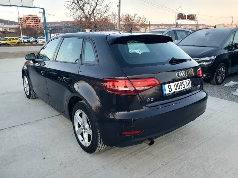 Audi A3 1.6 TDI - 110k.c., снимка 7 - Автомобили и джипове - 49253720