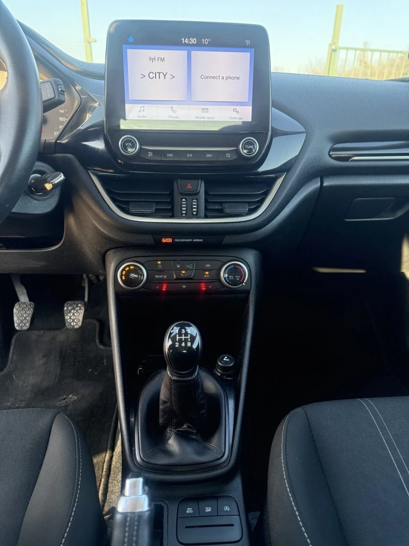 Ford Fiesta 1.1 ECOBOOST ТОП БАРТЕР ЛИЗИНГ, снимка 10 - Автомобили и джипове - 52849010