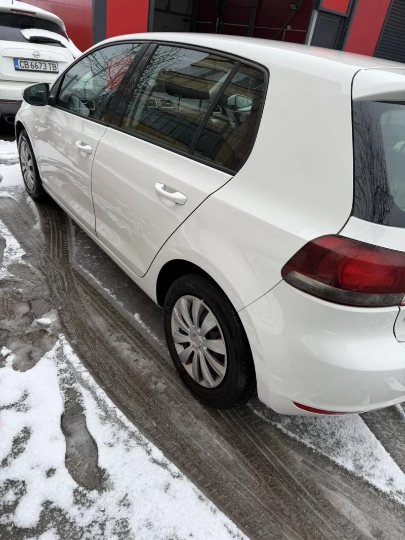 VW Golf, снимка 4 - Автомобили и джипове - 53031999