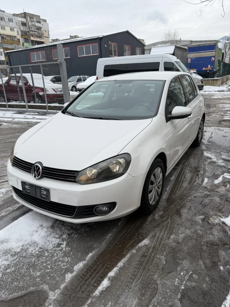 VW Golf, снимка 2 - Автомобили и джипове - 53031999
