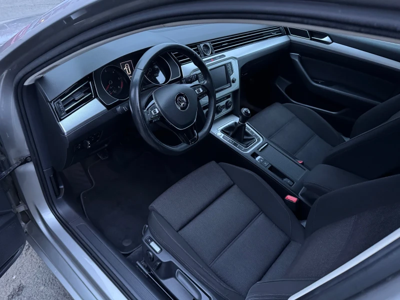VW Passat 2.0 TDI 150 кс., снимка 10 - Автомобили и джипове - 53081902
