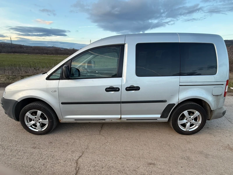 VW Caddy Life 1.9TDI, снимка 8 - Автомобили и джипове - 53458815