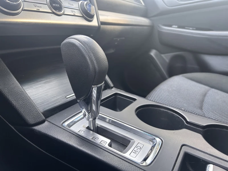 Subaru Outback AWD* Bluetooth* Подгрев* НАВИ, снимка 16 - Автомобили и джипове - 53478766