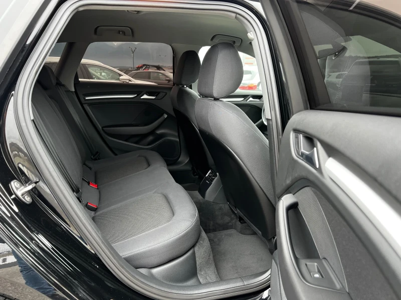Audi A3 1.6 TDI* SPORTBACK* , снимка 15 - Автомобили и джипове - 53534385