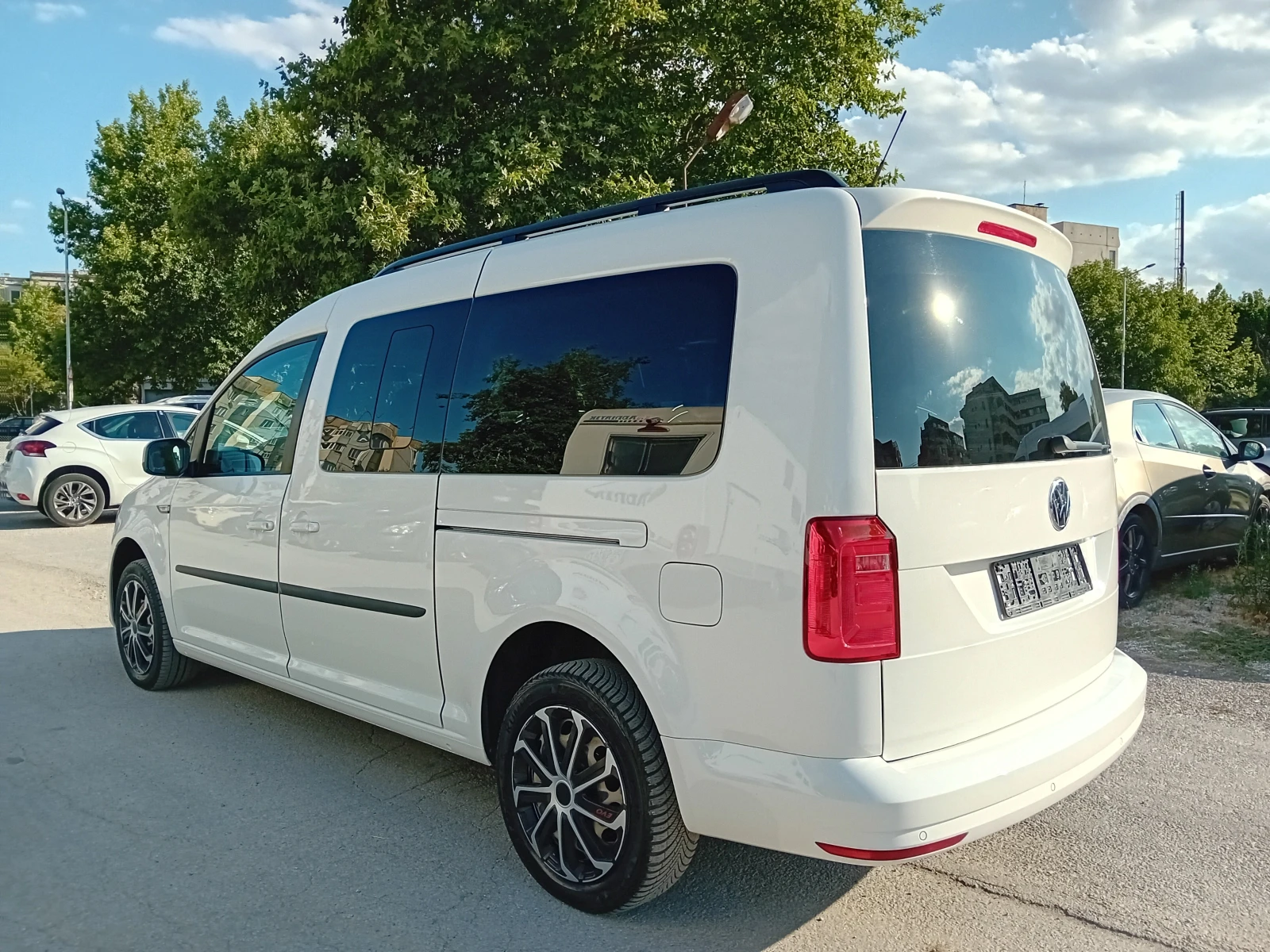 VW Caddy MAXI 7места-TGI-метан - изображение 5