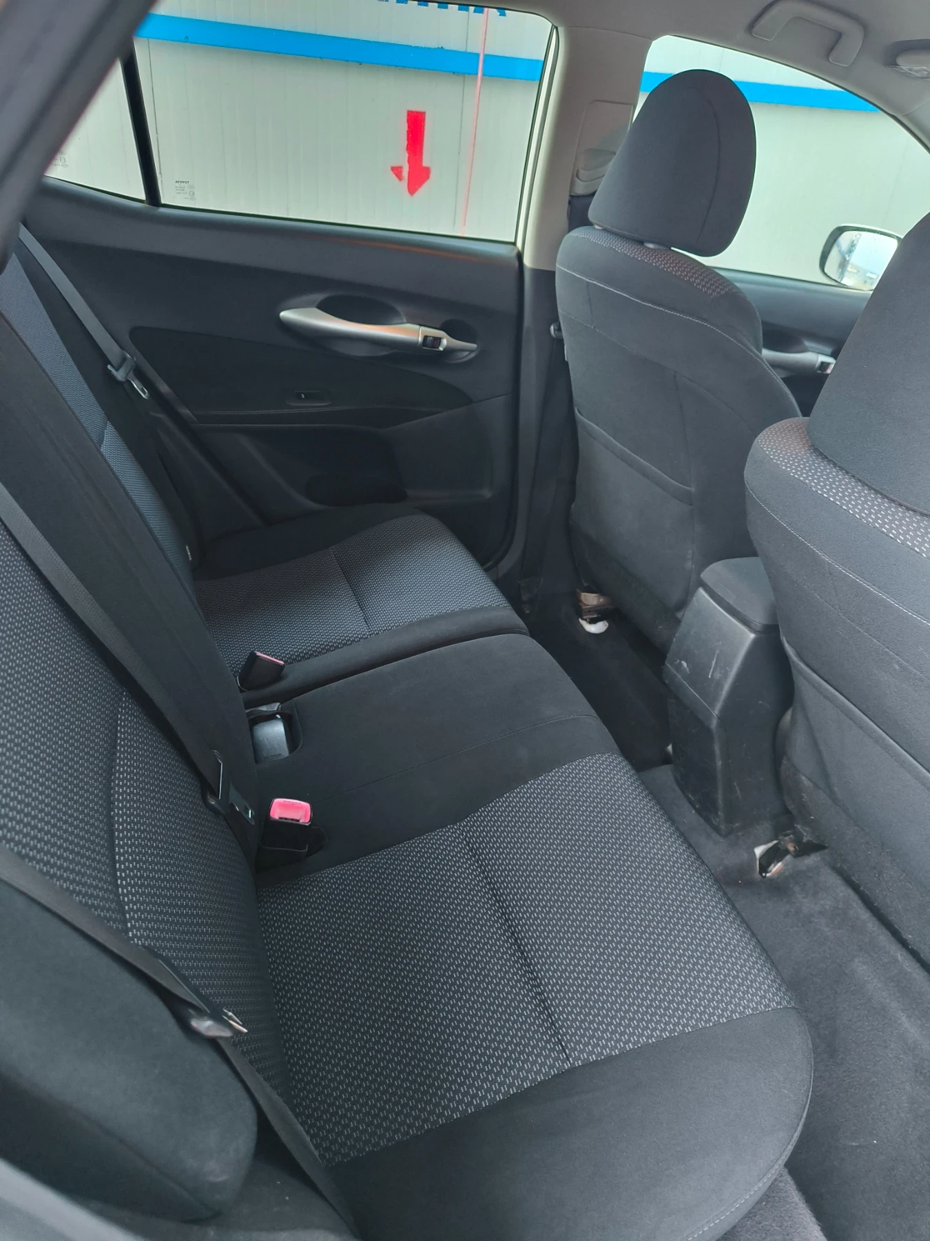 Toyota Auris  - изображение 10