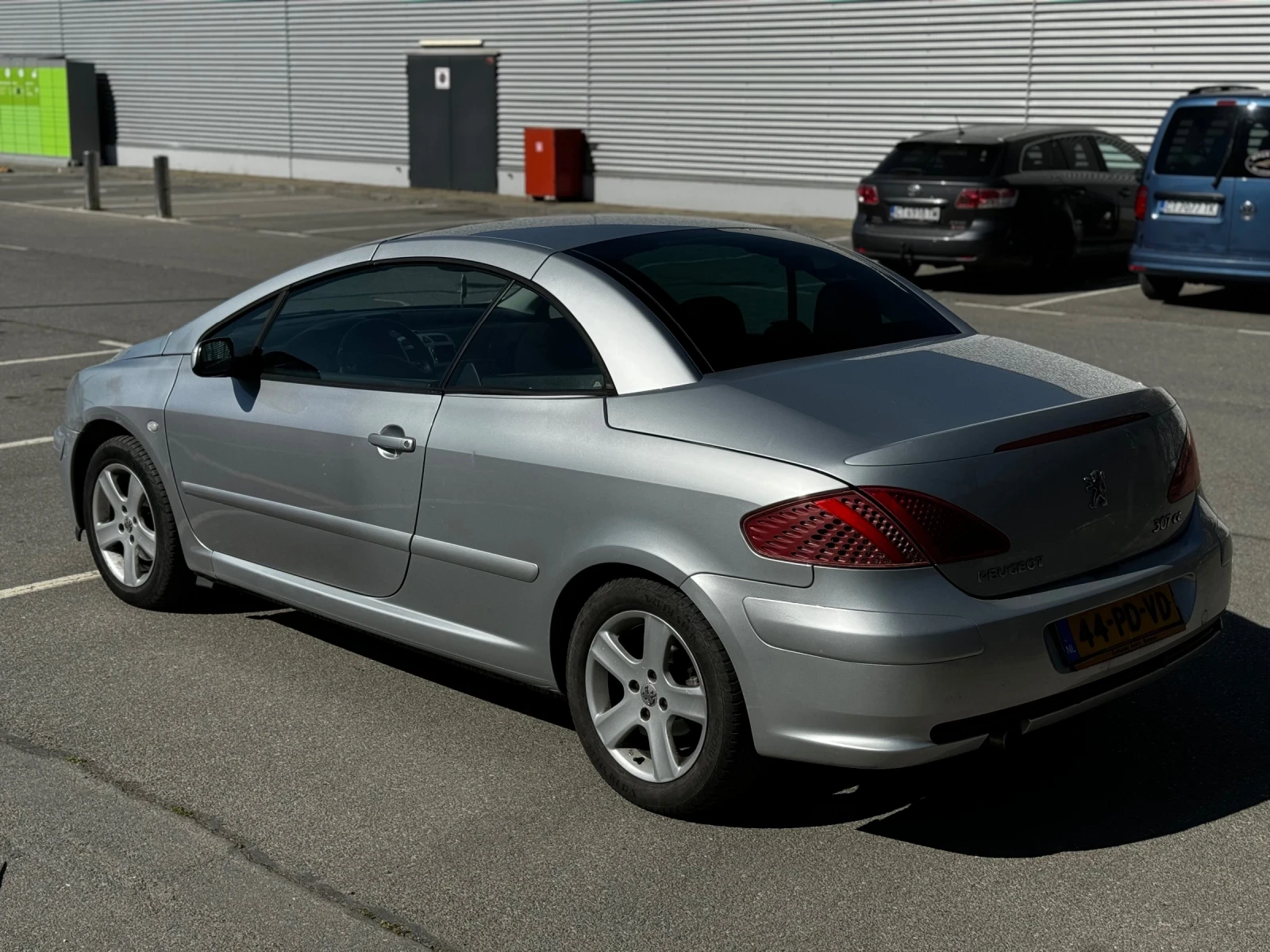 Peugeot 307 Кабрио  - изображение 8
