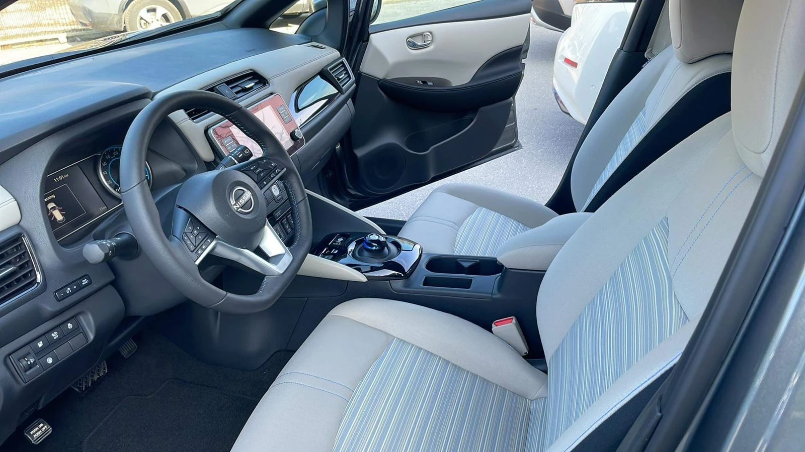 Nissan Leaf   - изображение 5