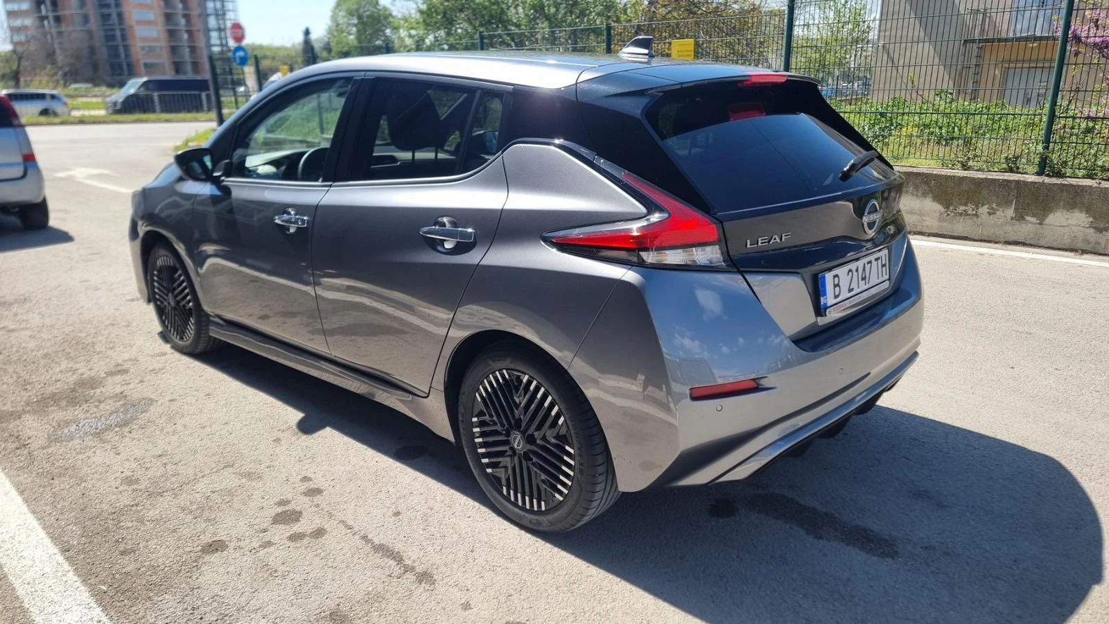 Nissan Leaf   - изображение 3