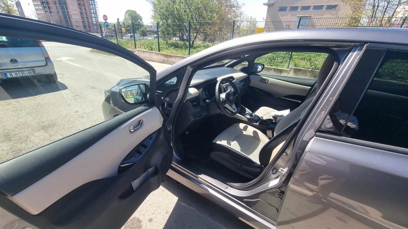 Nissan Leaf   - изображение 6