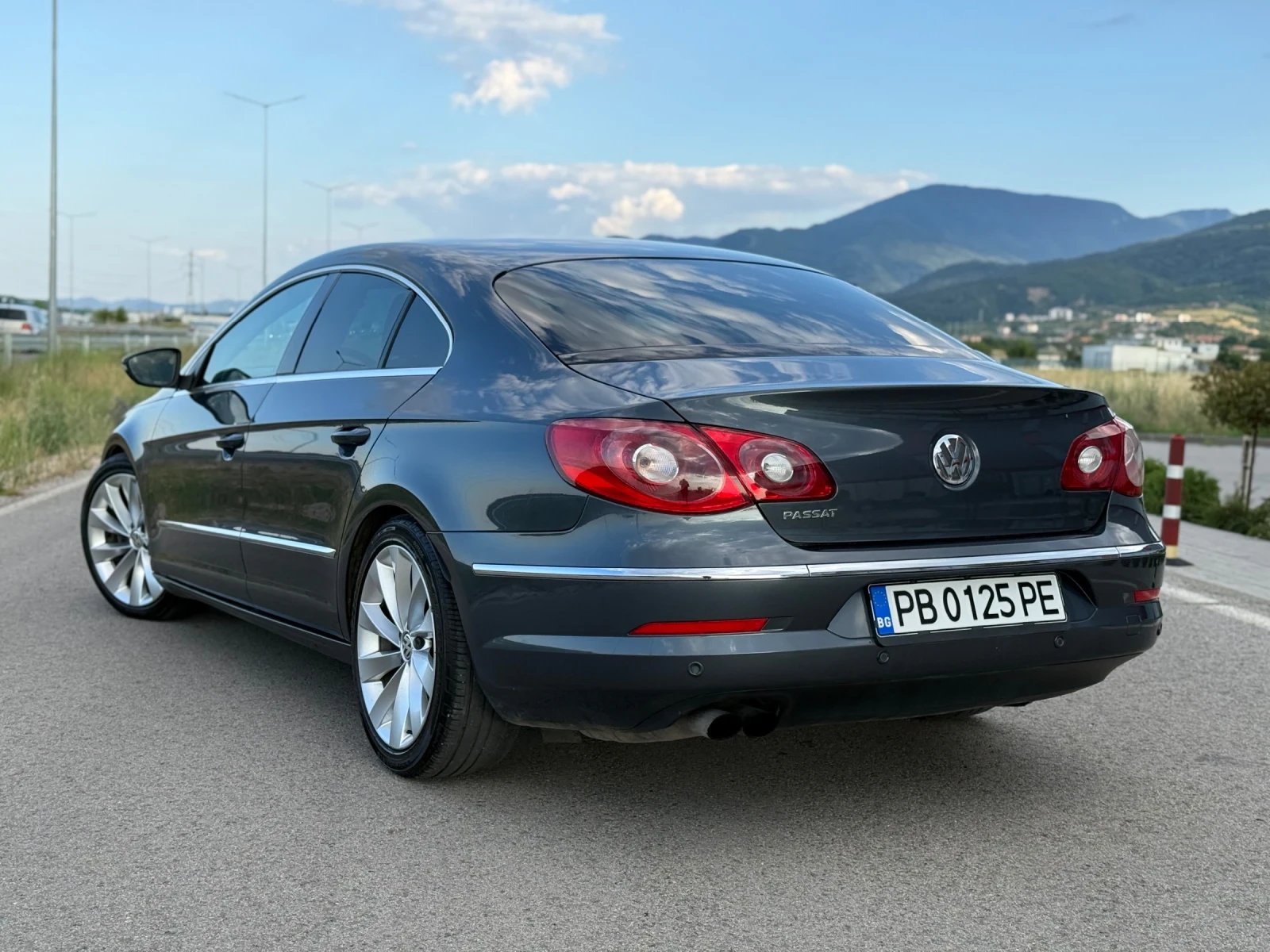 VW Passat Регистриран обслужен  - изображение 2