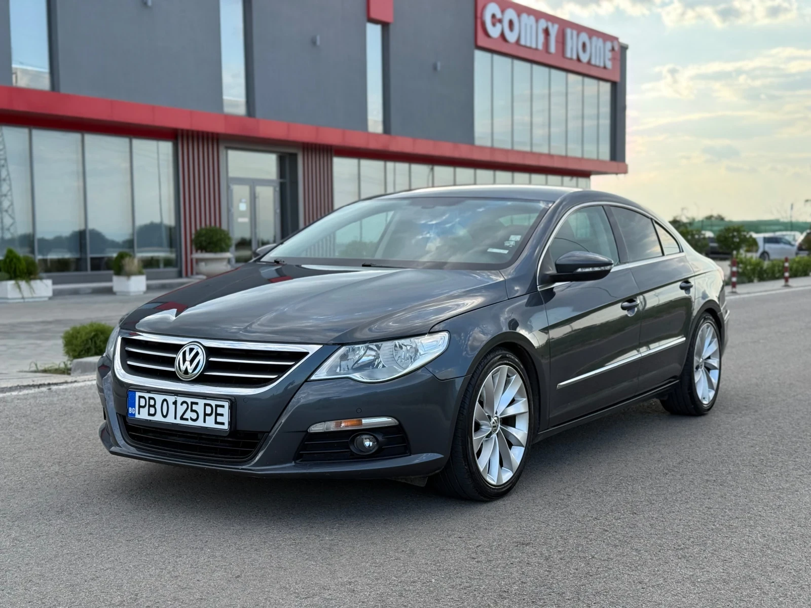 VW Passat Регистриран обслужен  - изображение 7