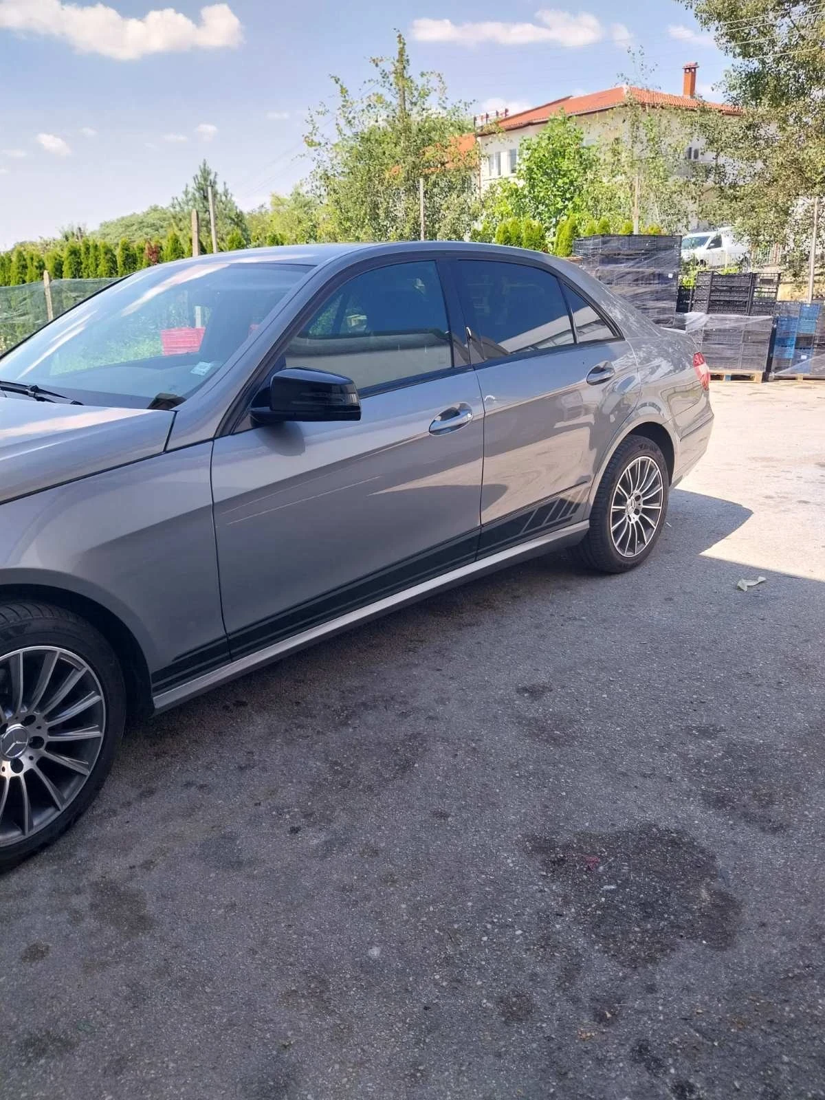 Mercedes-Benz E 250 CGI - изображение 3
