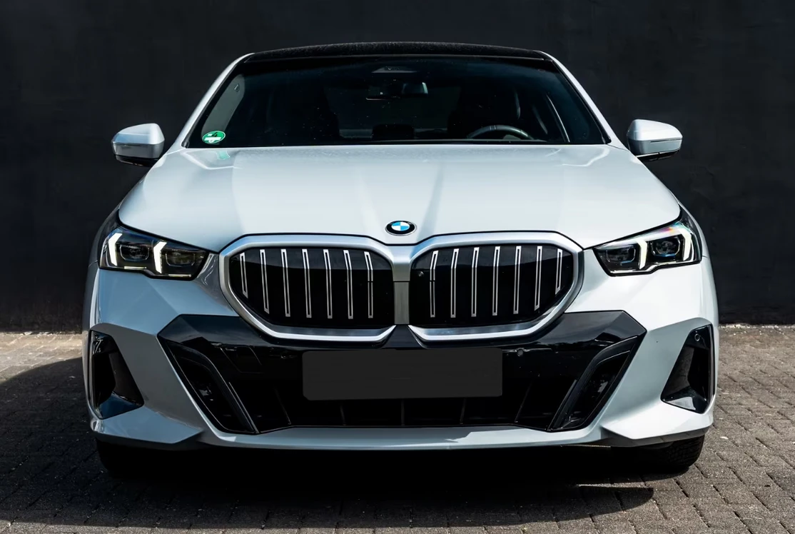 BMW 520 d* xDrive* M-Sport* Bowers* HuD - изображение 3