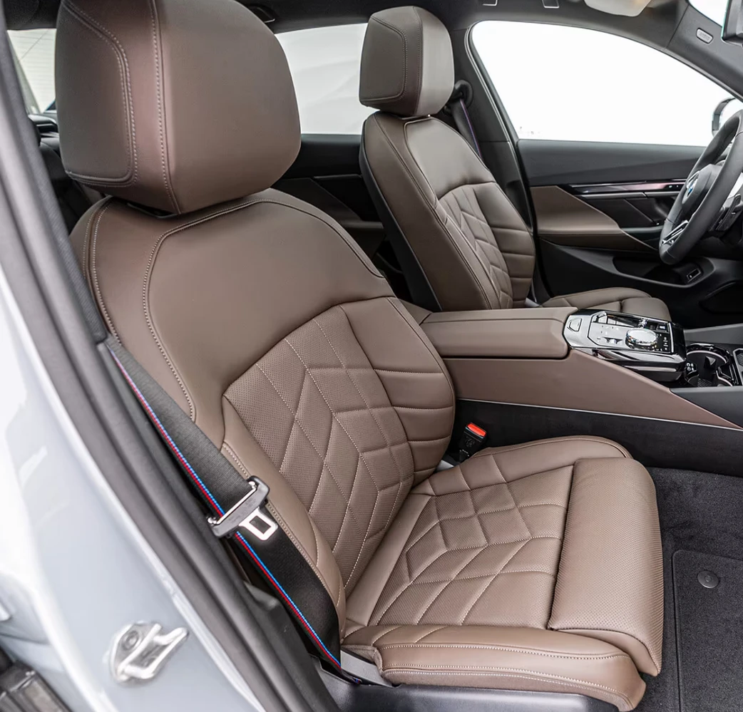 BMW 520 d* xDrive* M-Sport* Bowers* HuD - изображение 6