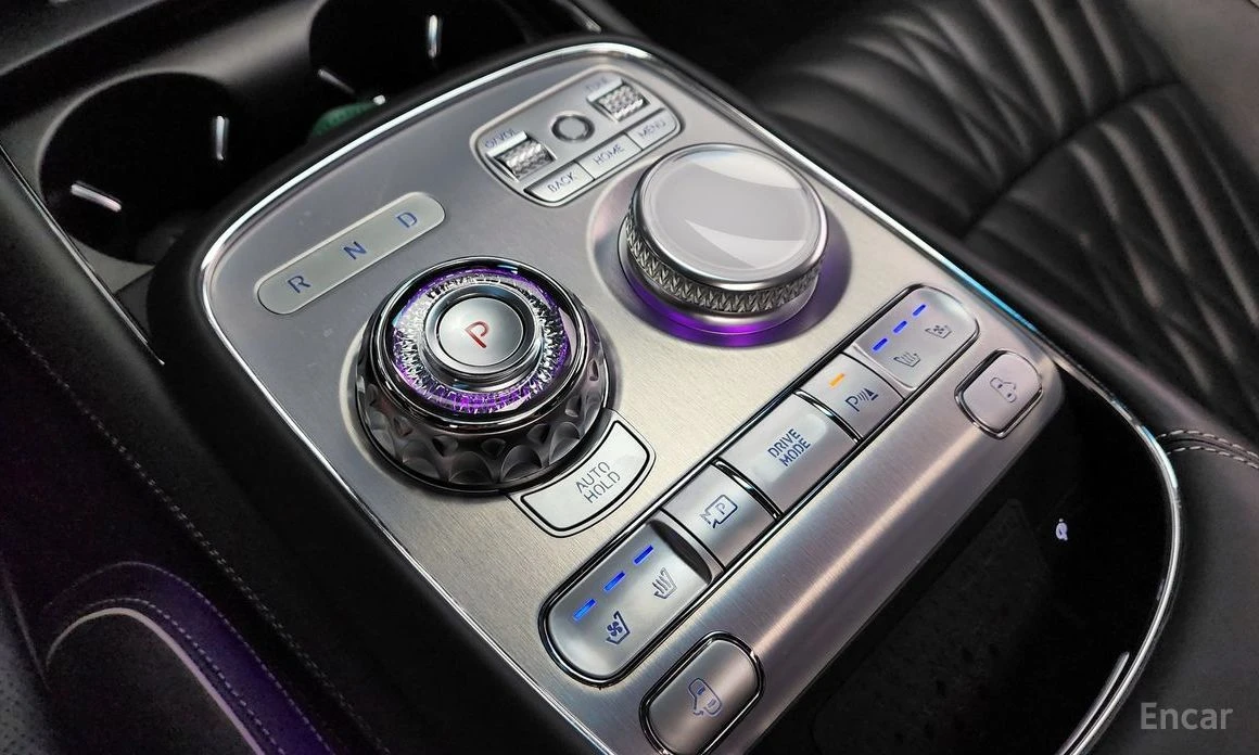 Genesis G90  - изображение 9