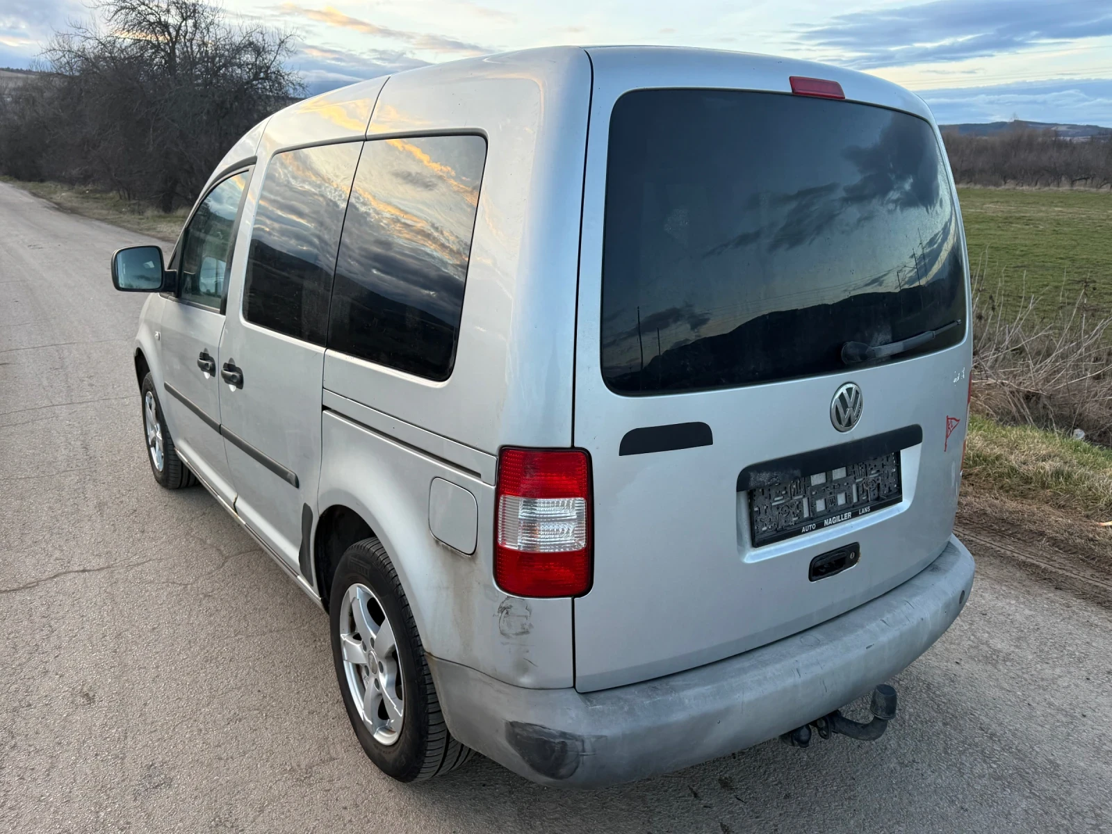 VW Caddy Life 1.9TDI - изображение 7