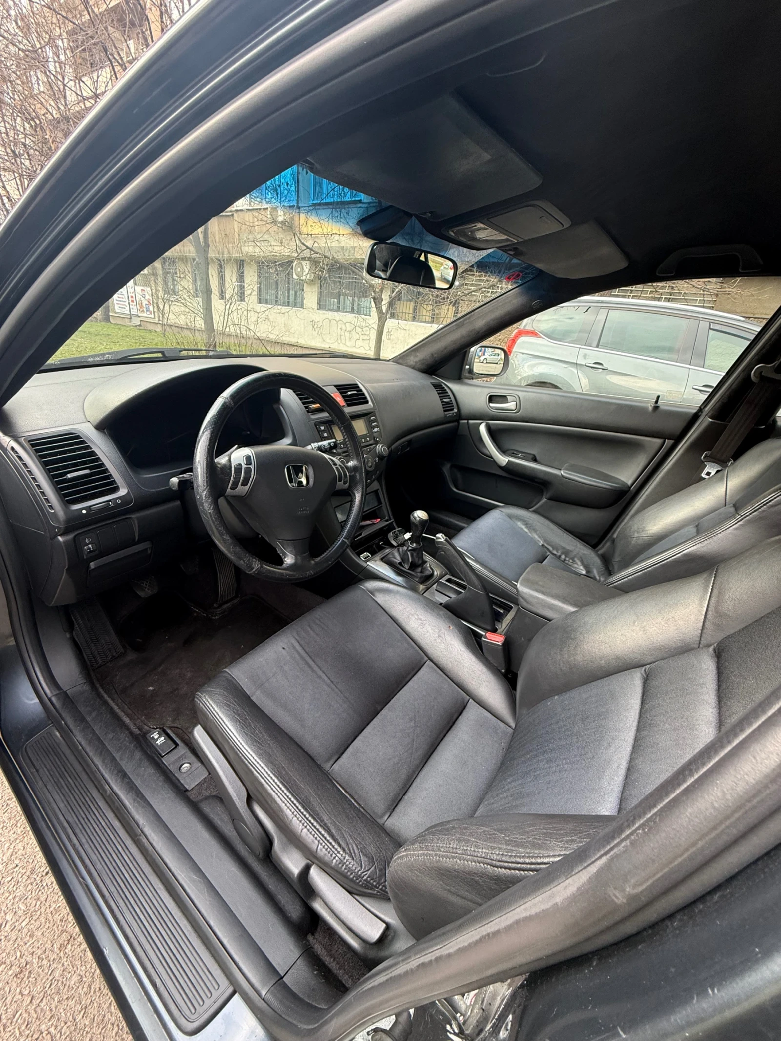 Honda Accord 2.0 - изображение 5