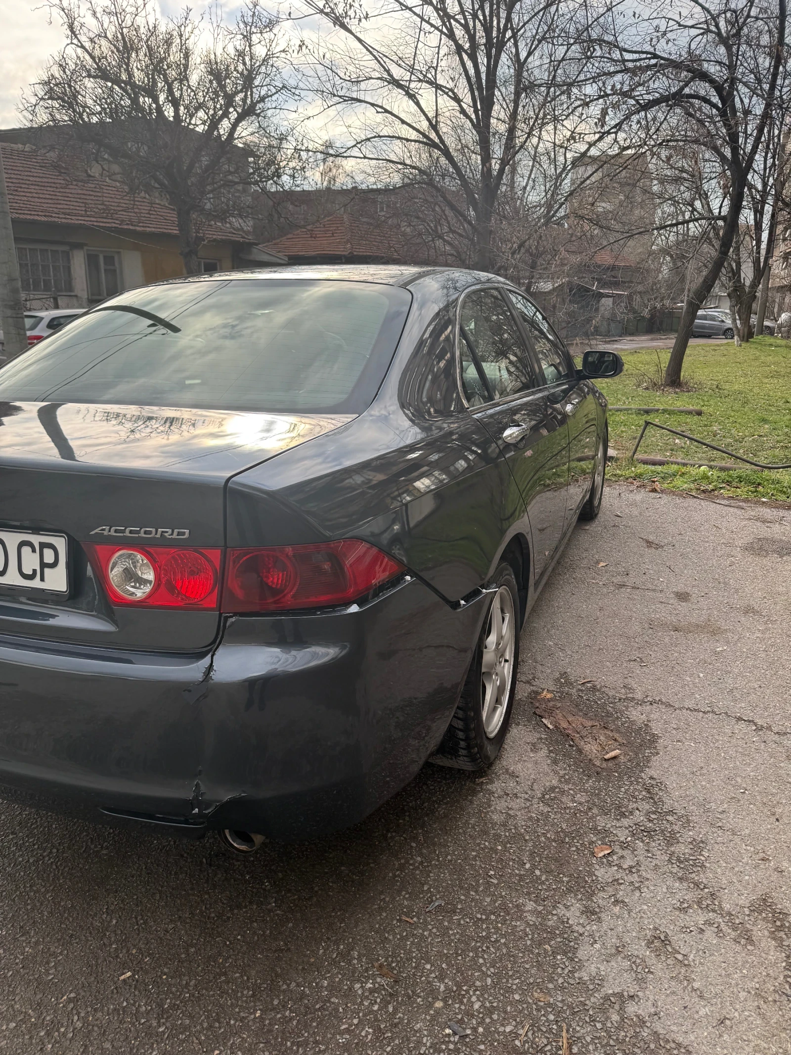 Honda Accord 2.0 - изображение 4