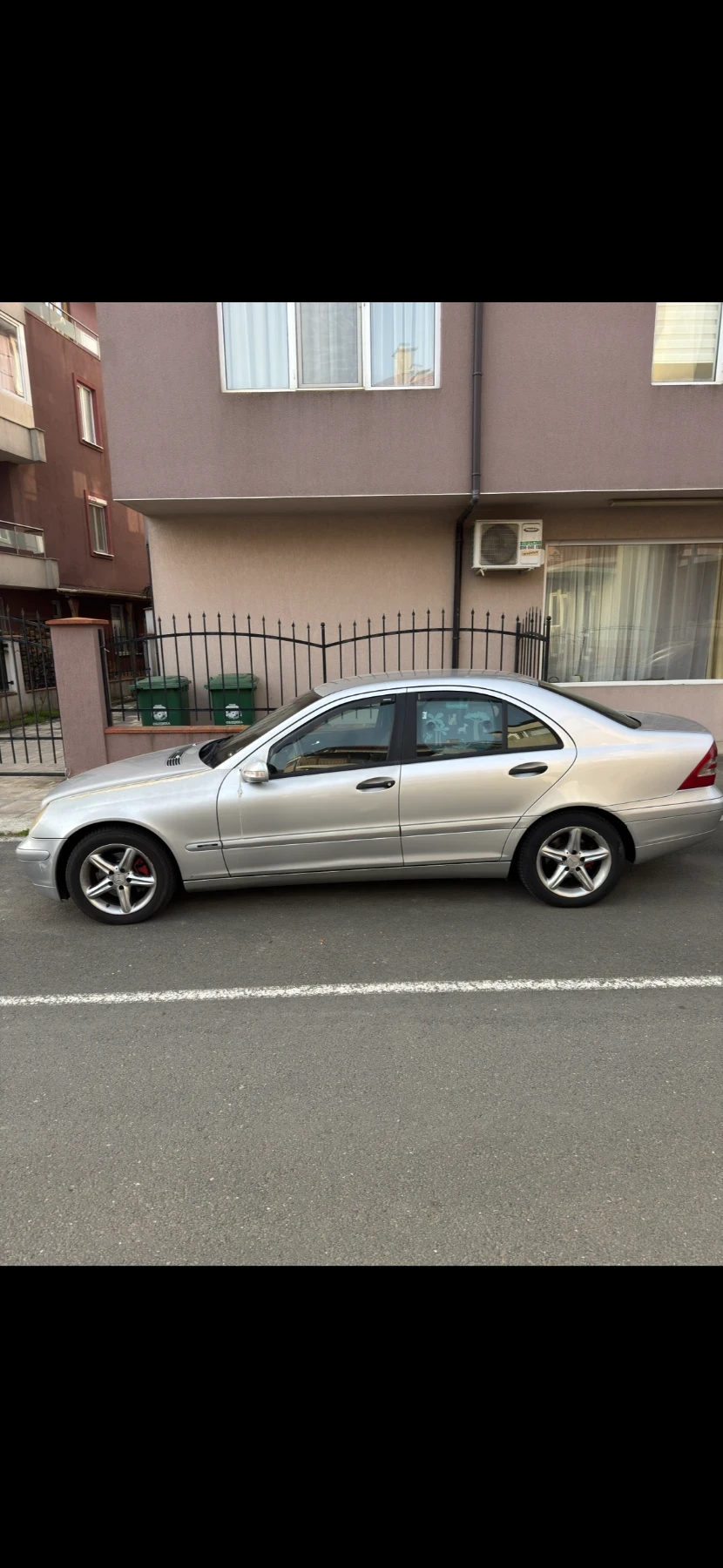Mercedes-Benz C 220, снимка 2 - Автомобили и джипове - 53904951